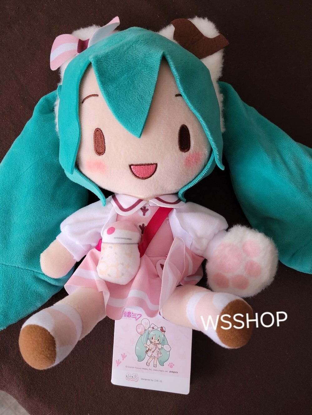 Hatsune Miku Fuwa Puchi M Plush Going Out Series Theme Park Ver. SEGA NEW!